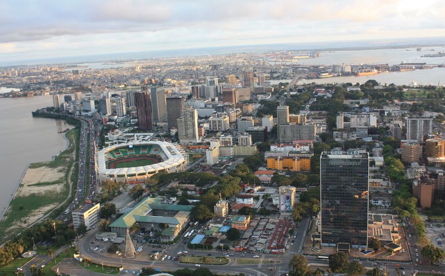District autonome — Abidjan, chef-lieu Abidjan